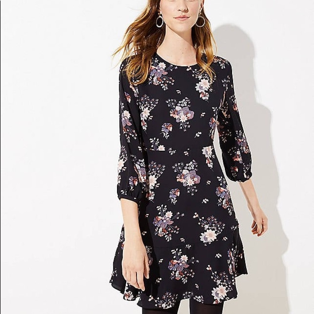 LOFT 🌻Wildflower Flounce Dress Size 4